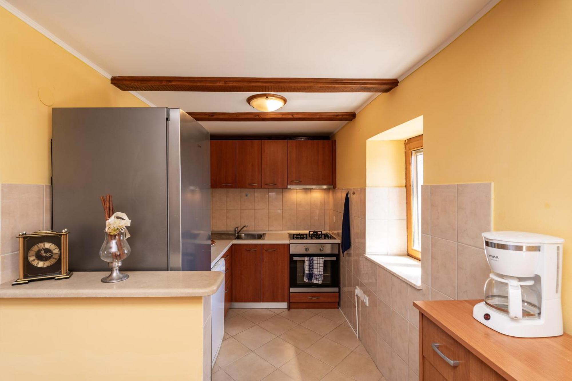 Private Pool Villa - Meditteranean Peace سلانو المظهر الخارجي الصورة