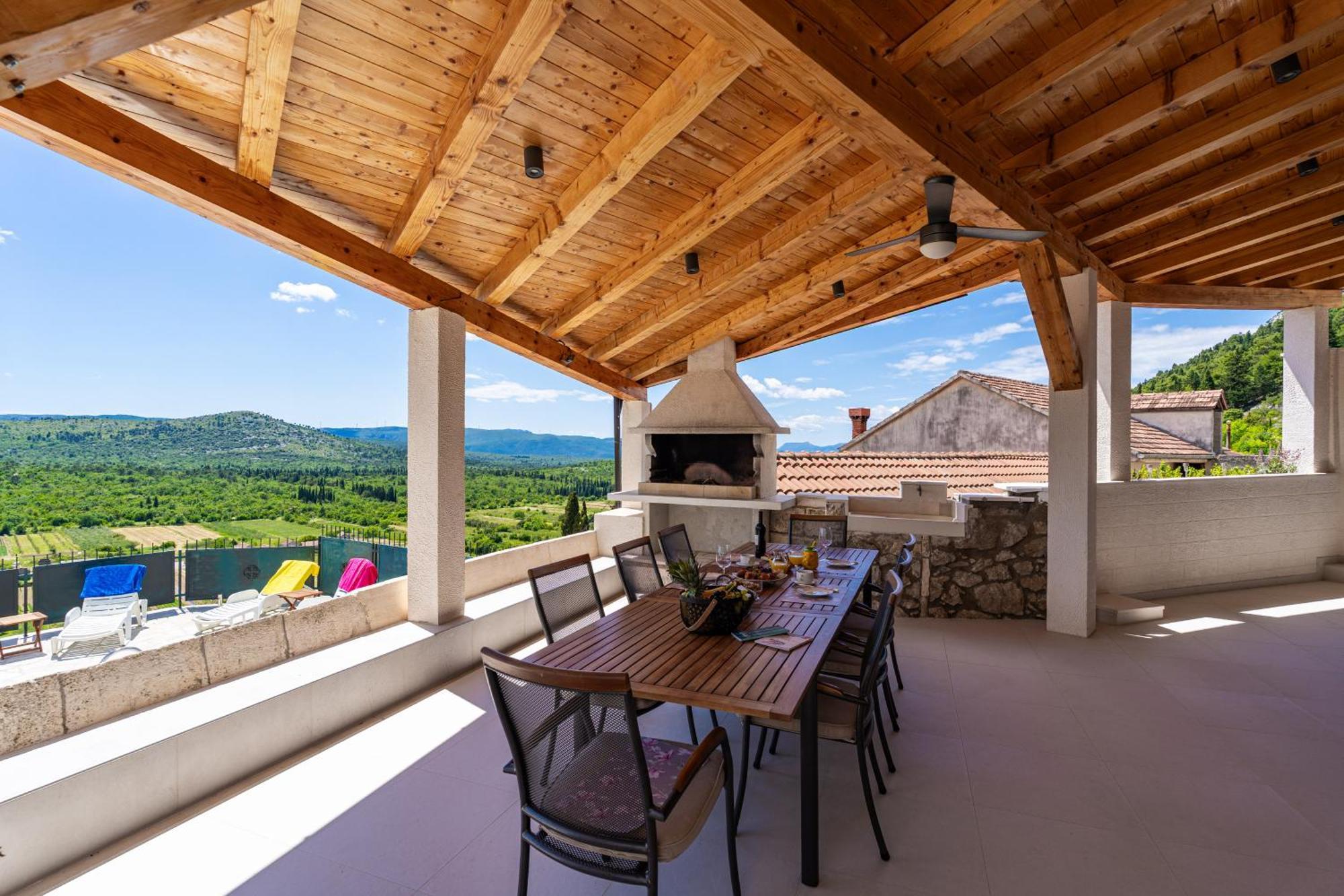 Private Pool Villa - Meditteranean Peace سلانو المظهر الخارجي الصورة