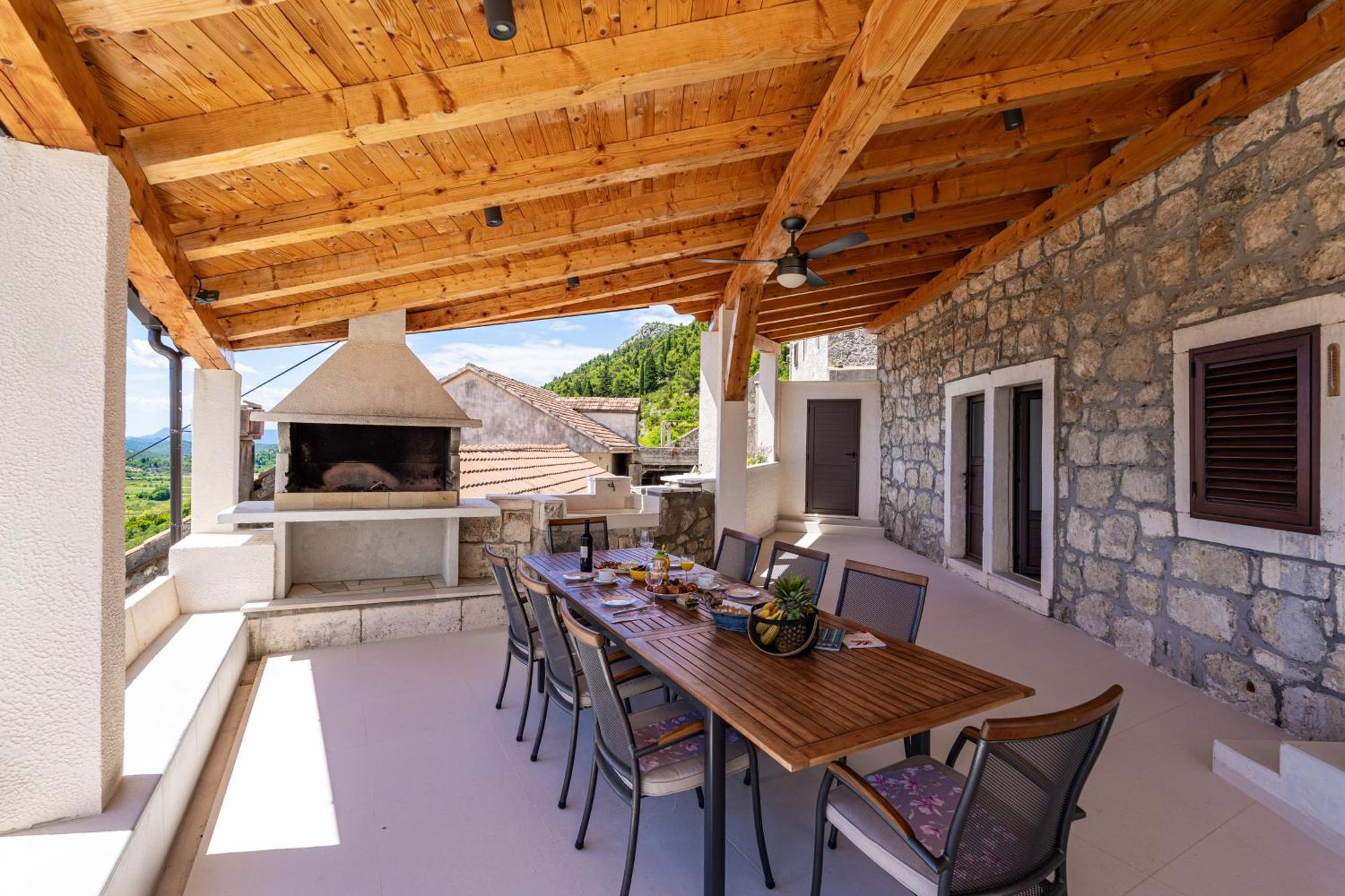 Private Pool Villa - Meditteranean Peace سلانو المظهر الخارجي الصورة