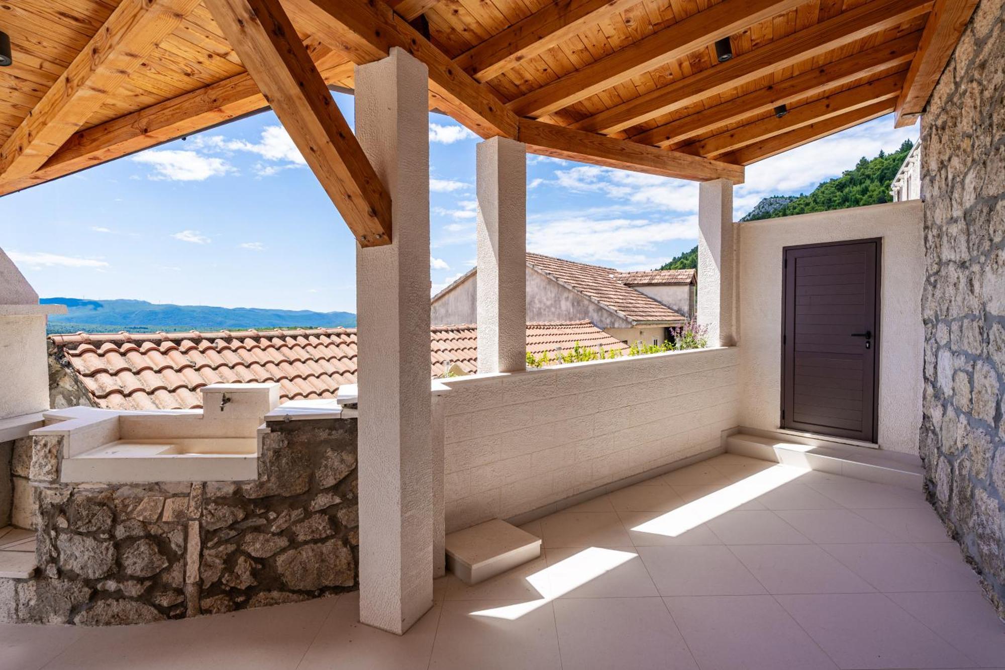 Private Pool Villa - Meditteranean Peace سلانو المظهر الخارجي الصورة